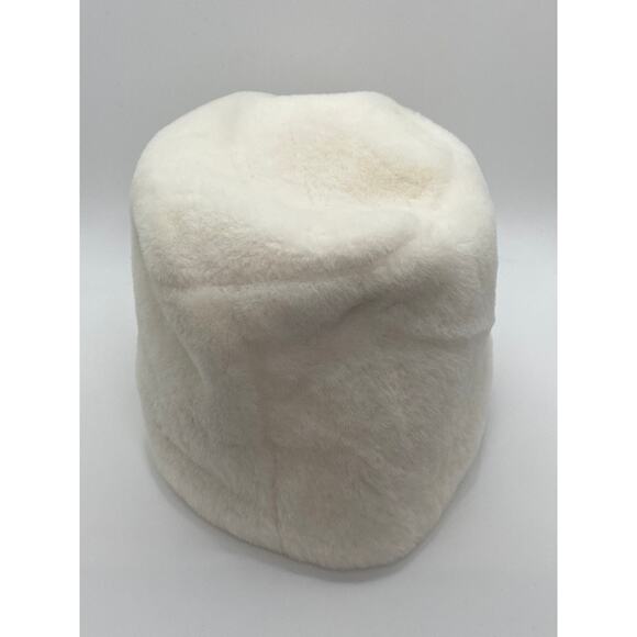 UNBRANDED Women's White-Black Faux Fur Quilted Beanie SZ OS - Picture 3 of 7